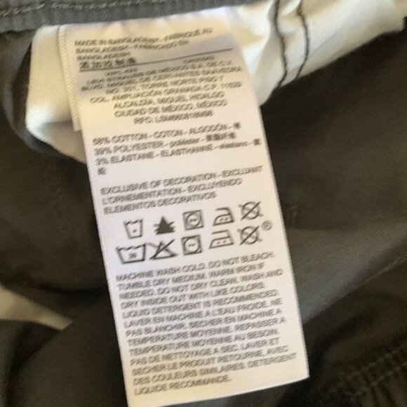 Signature by Levi Strauss Drawstring at waist Side pockets & 1 back pocket Sz S - Picture 3 of 12